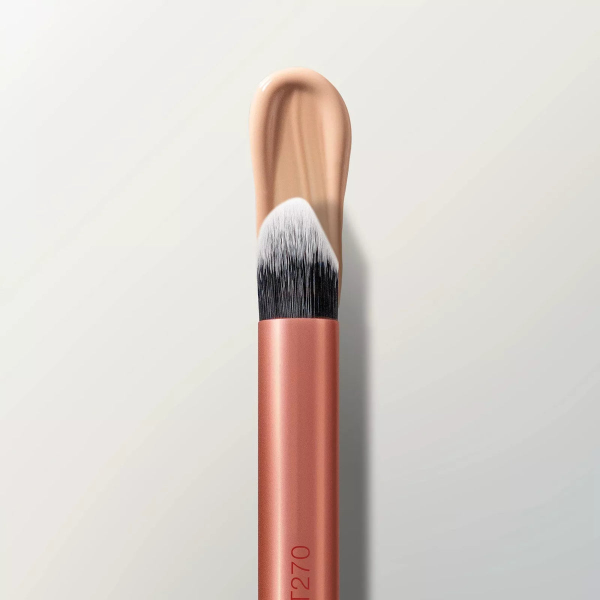 Real Techniques  Spot Concealer Brush