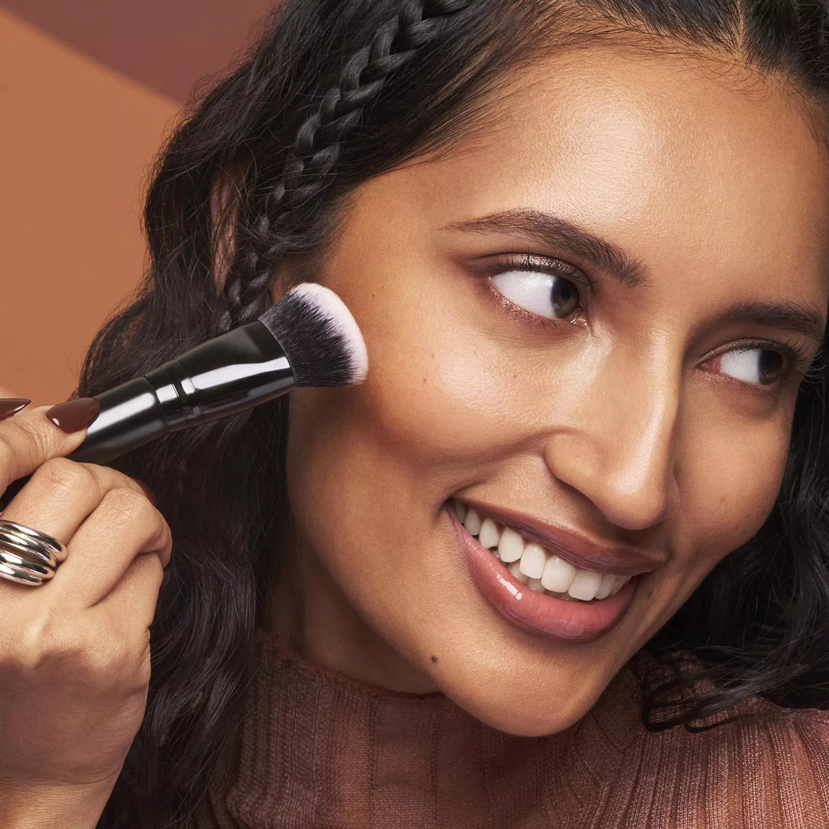 Elf Liquid Bronzer & Contour Dúo Brush