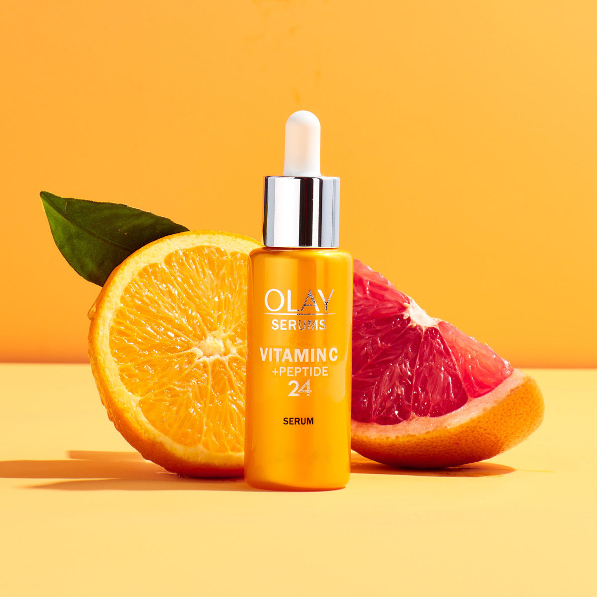 Olay Vitamina C + AHA 24 Serum de Día Antimanchas