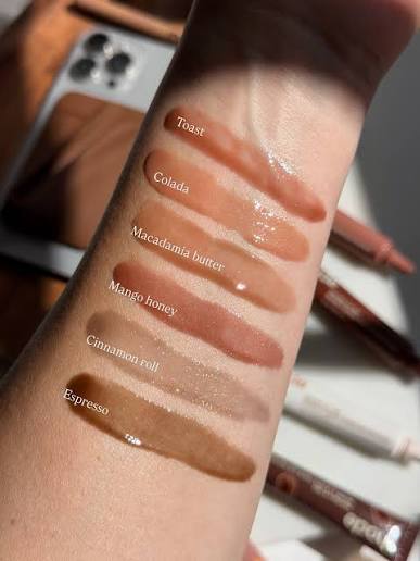 Rhode Peptide Lip Tint