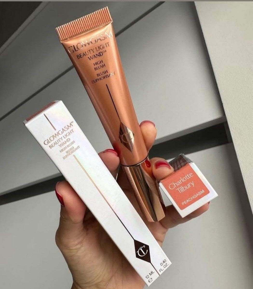 Charlotte Tilbury Glowgasm Beauty Highlighter
