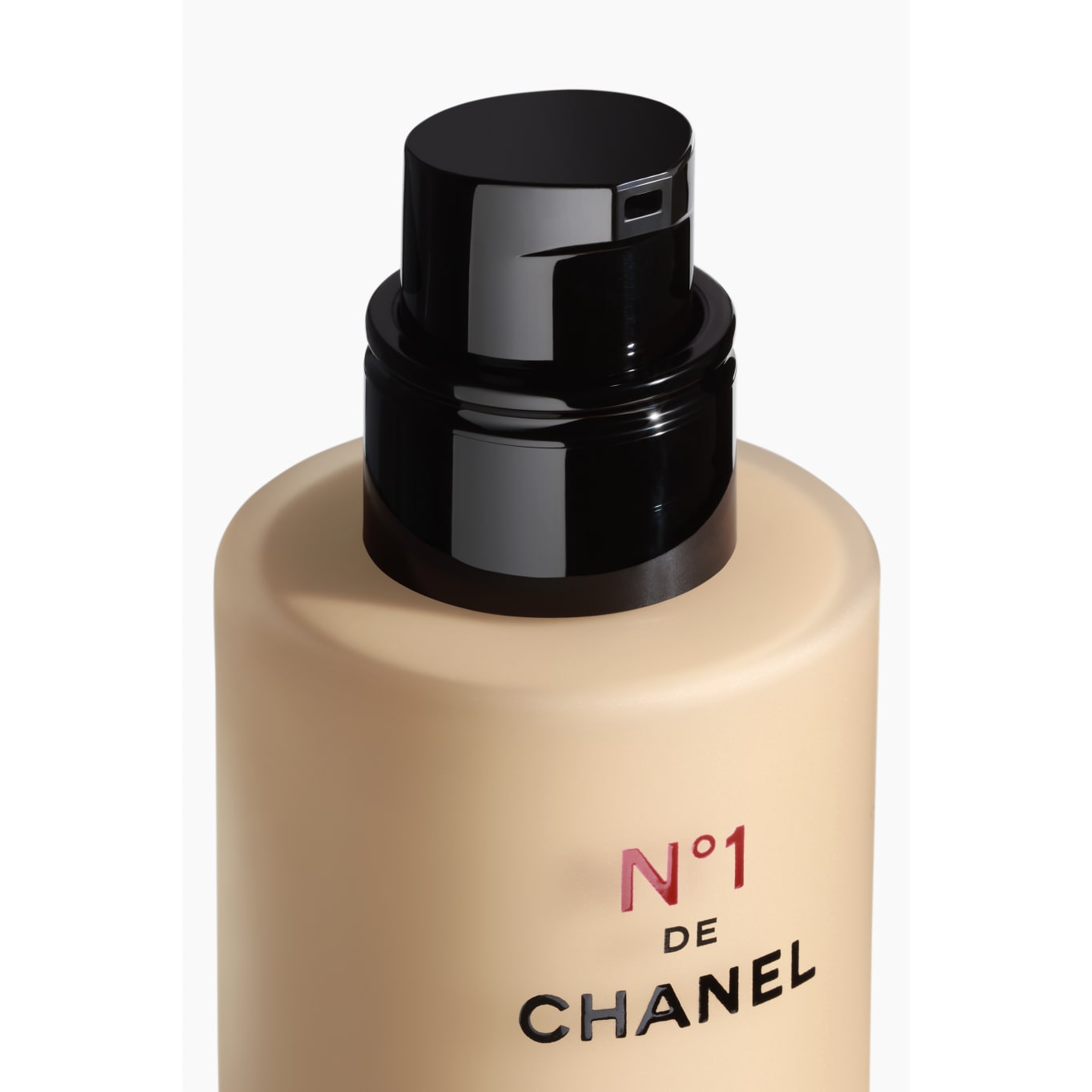 No. 1 De Chanel Fond De Teint Revitalisant